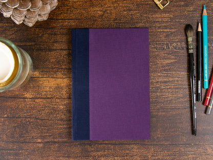 Watercolor Sketchbook | lila/indigo | ca. 12 x 18cm  | Hot Pressed | 50% cotton | 300gsm | Fabriano Nr. 5