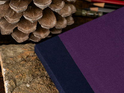 Watercolor Sketchbook | lila/indigo | ca. 12 x 18cm  | Hot Pressed | 50% cotton | 300gsm | Fabriano Nr. 5